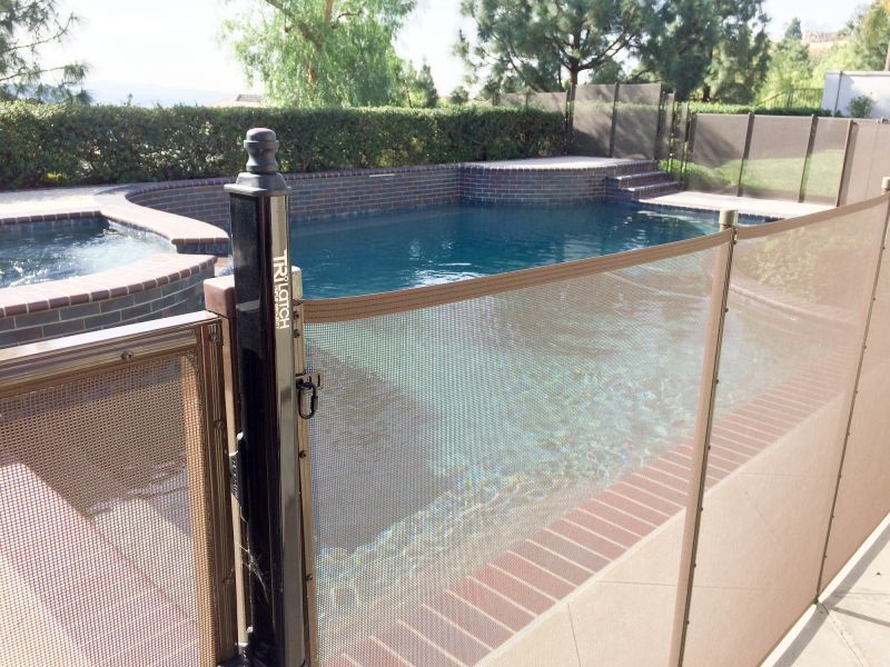 Mesh Fence in a Pool Setting